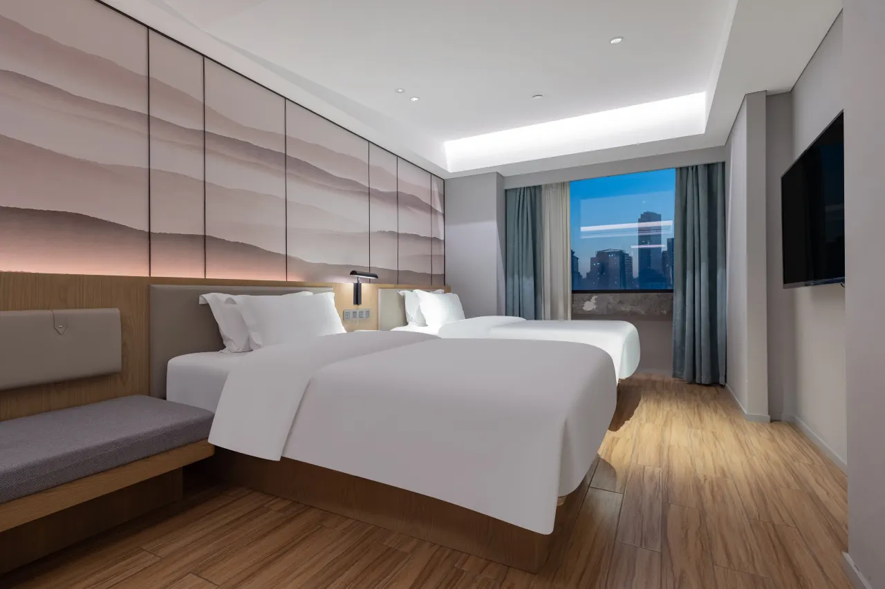 Standard Mini Room (Memory Foam Mattress) (Fridge)